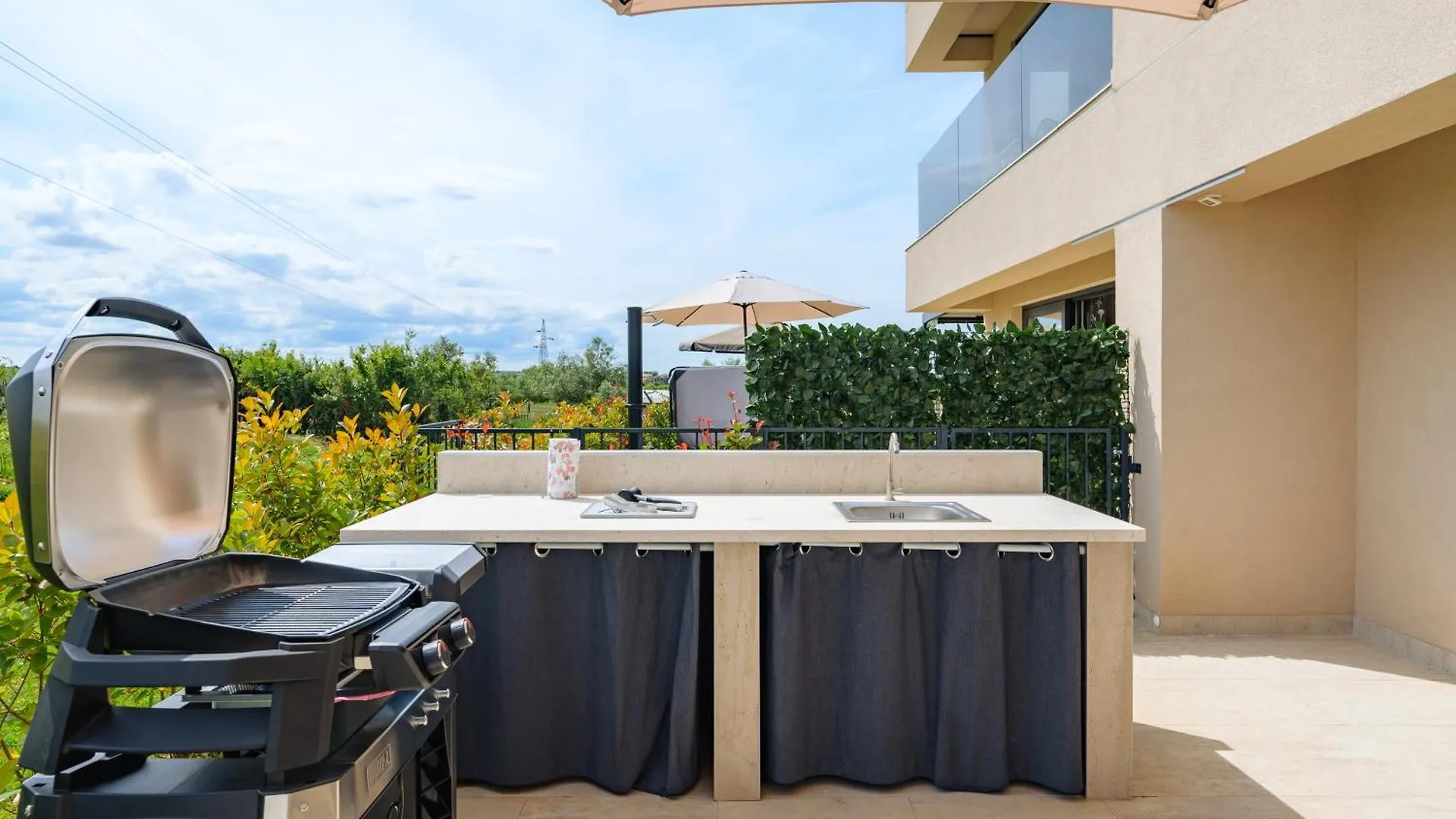 Luxury Apartments Brigitta With Whirlpool In Umag