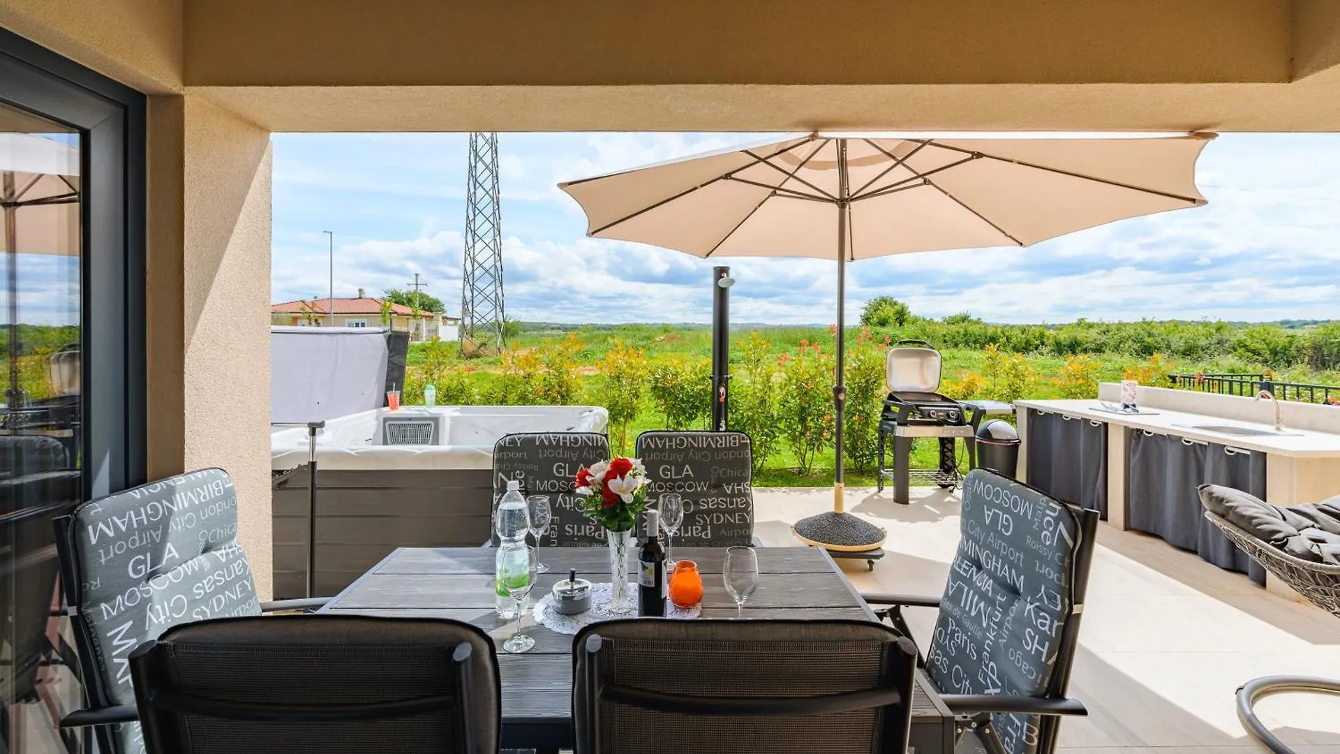 Luxury Apartments Brigitta With Whirlpool In Umag