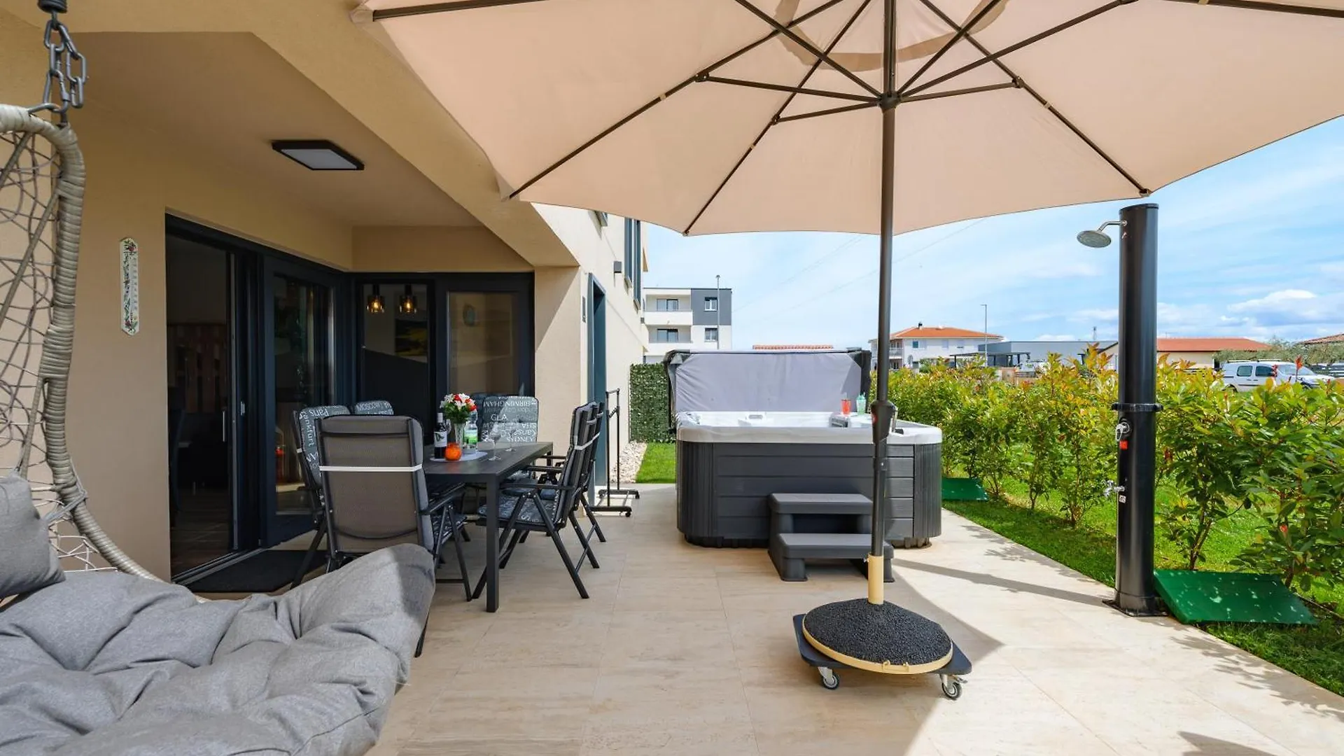 Luxury Apartments Brigitta With Whirlpool In Umag