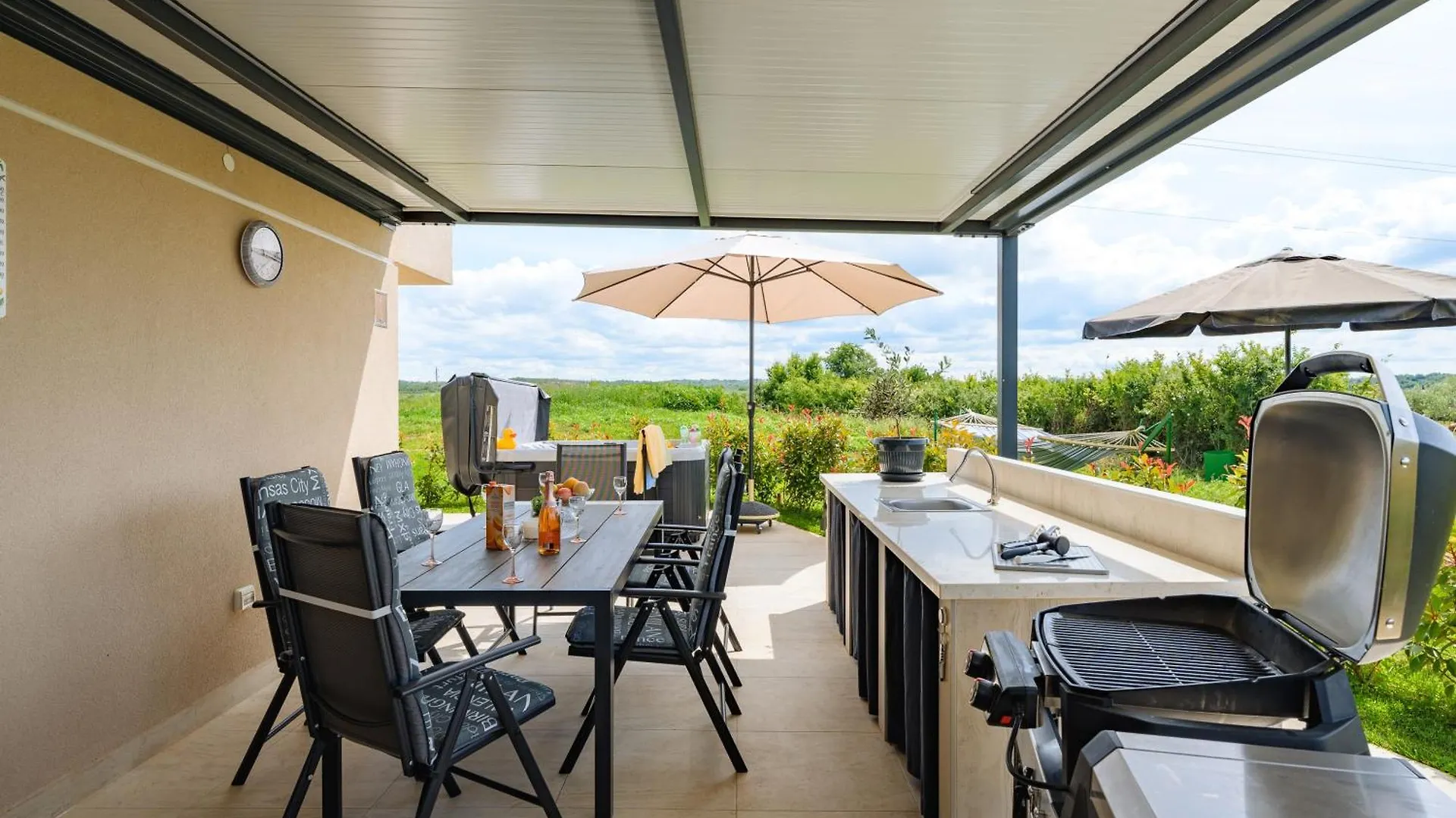 Luxury Apartments Brigitta With Whirlpool In Umag