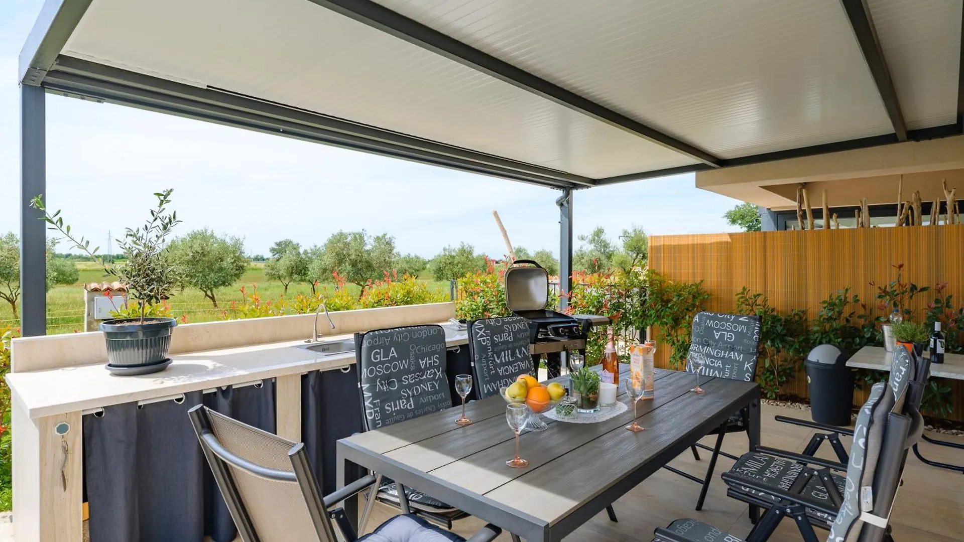 Luxury Apartments Brigitta With Whirlpool In Umag